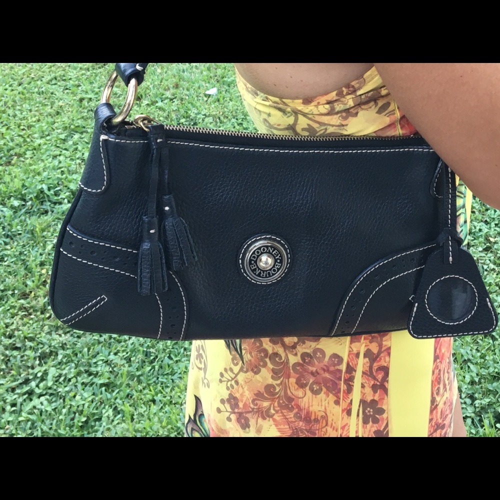 Dooney and Bourke shoulder bag